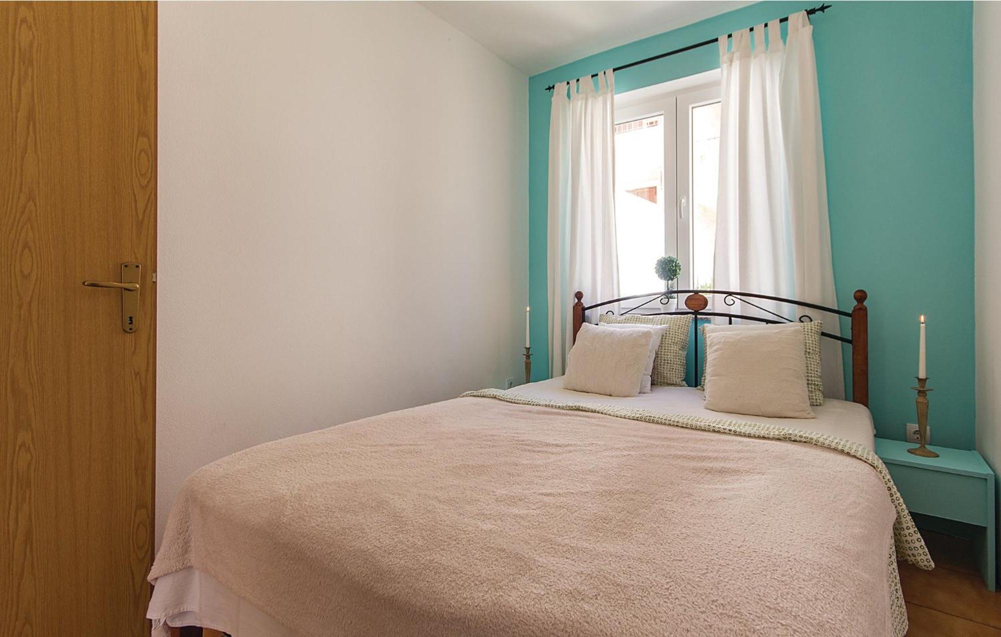 7 Bedroom Stunning Home In Ližnjan 외부 사진